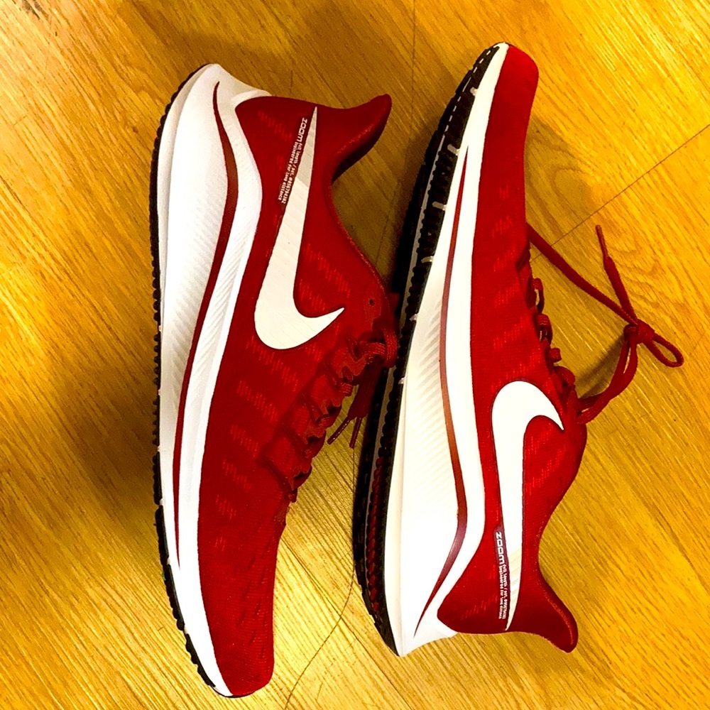 Red Nike Zoom Vomero 14 Running Shoes - brand new!